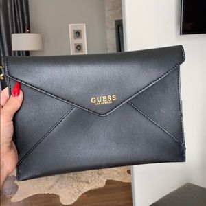 Guess clutch , black and gold